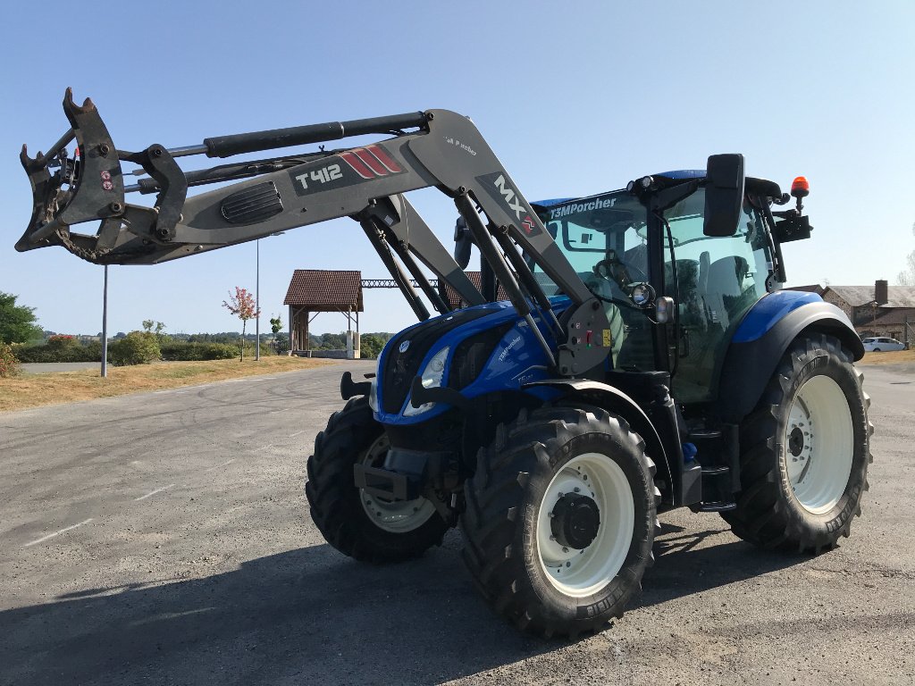 Traktor Türe ait New Holland T5.120 DYNAMIC COMMAND, Gebrauchtmaschine içinde PIERRE BUFFIERE (resim 1)