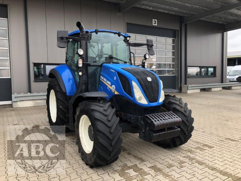 Traktor typu New Holland T5.120 EC TIER4B MY 18, Gebrauchtmaschine v Klein Bünzow (Obrázok 1)