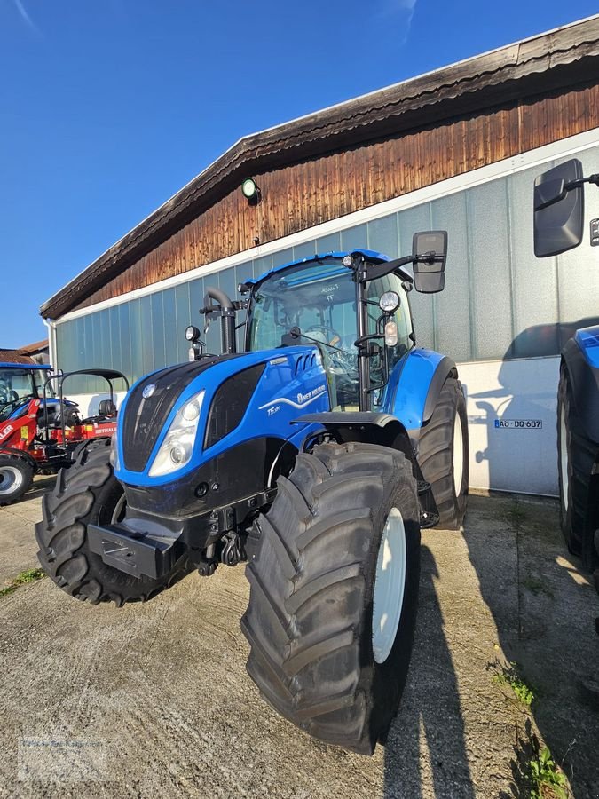 Traktor of the type New Holland T5.120 Electro Command (Stufe V), Gebrauchtmaschine in Erlbach (Picture 1)