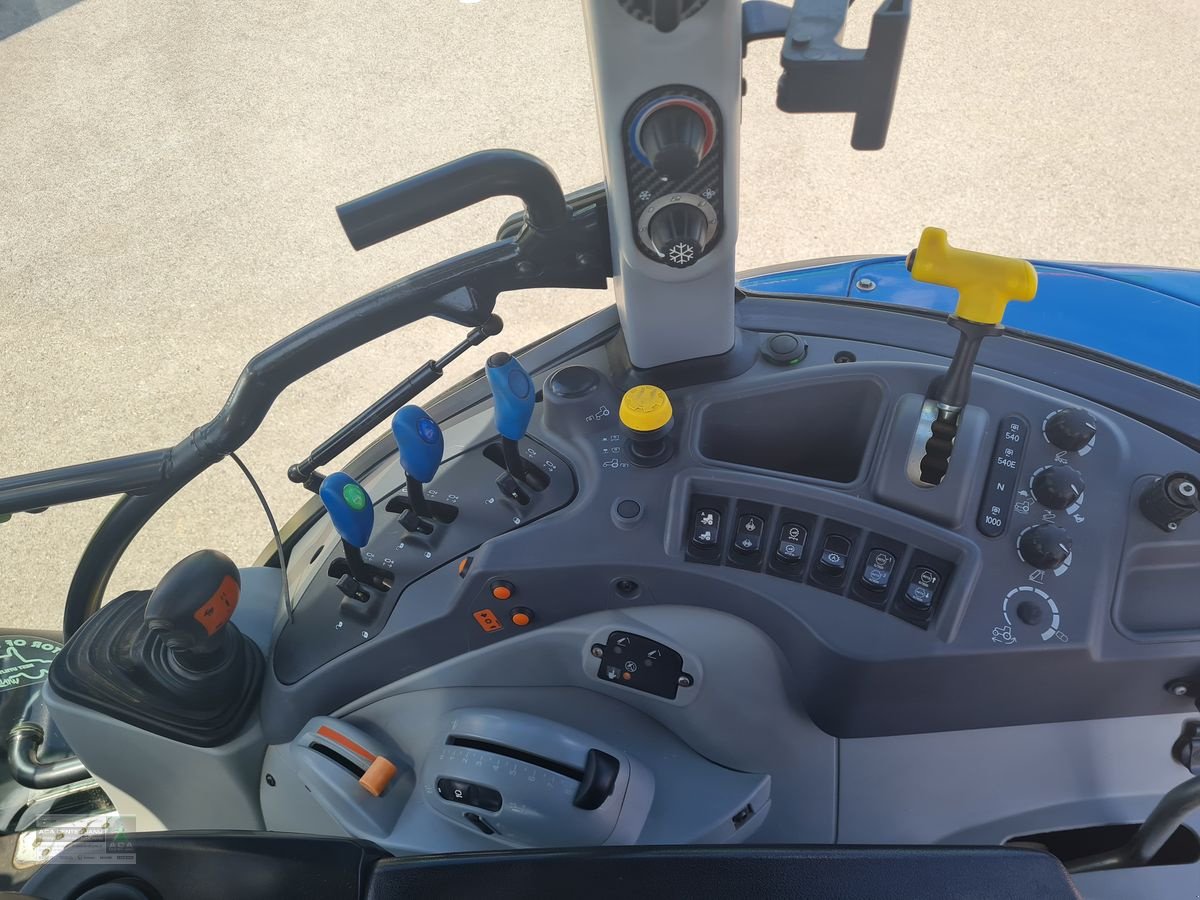 Traktor typu New Holland T5.120 Electro Command, Gebrauchtmaschine w Gerasdorf (Zdjęcie 16)