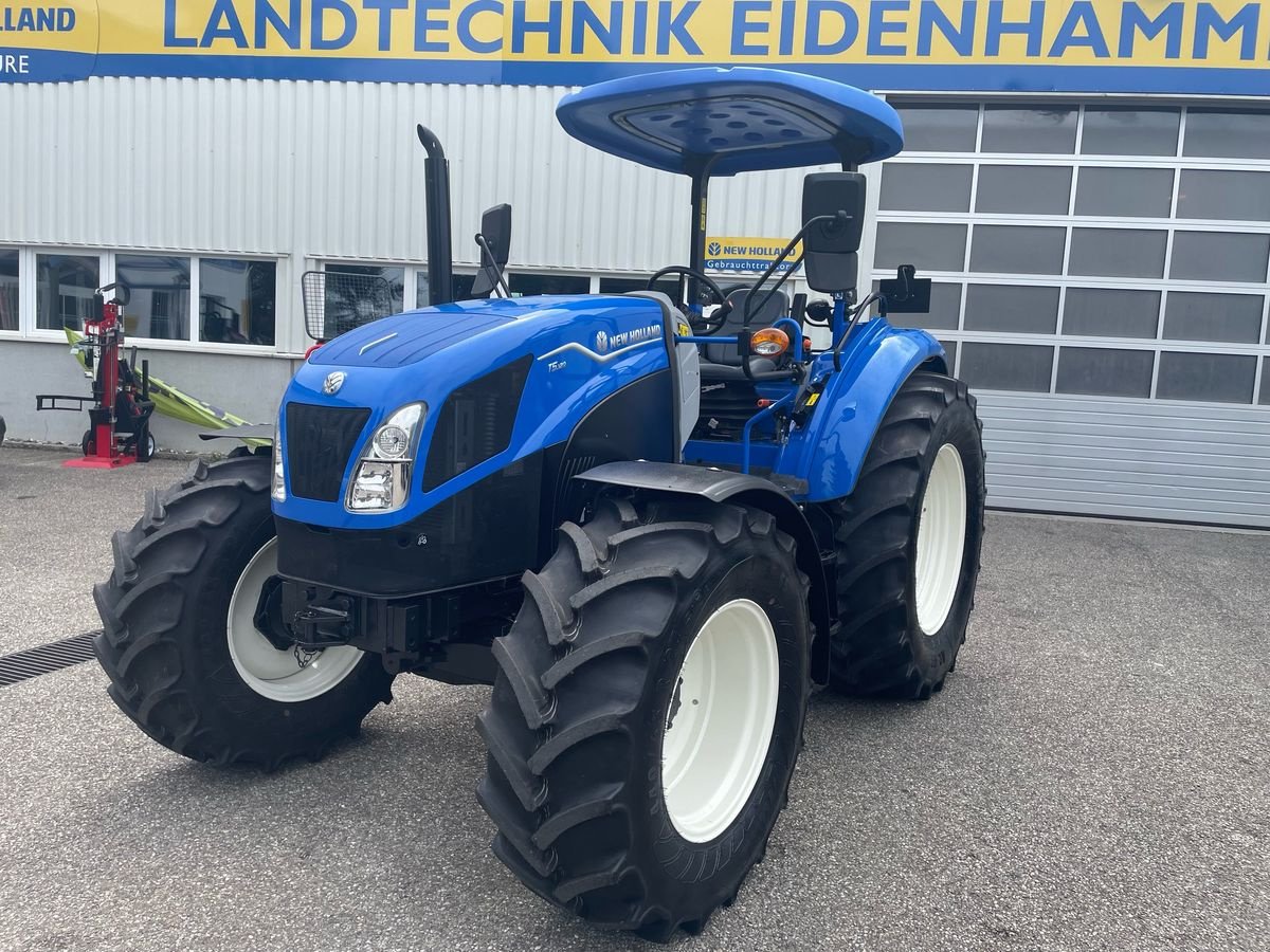 Traktor of the type New Holland T5.120 ROPS, Vorführmaschine in Burgkirchen (Picture 1)