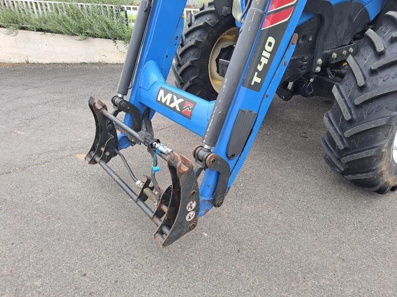 Traktor tipa New Holland T5.120, Gebrauchtmaschine u SAINT GENEST D'AMBIERE (Slika 10)