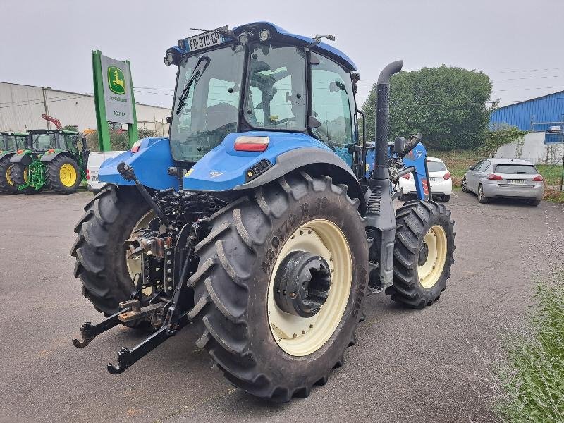 Traktor от тип New Holland T5.120, Gebrauchtmaschine в SAINT GENEST D'AMBIERE (Снимка 4)