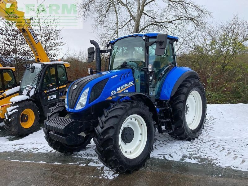 Traktor of the type New Holland t5.120, Gebrauchtmaschine in SHREWSBURRY (Picture 1)