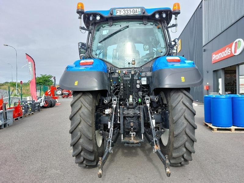 Traktor of the type New Holland T5120AC, Gebrauchtmaschine in CHATEAUBRIANT CEDEX (Picture 5)