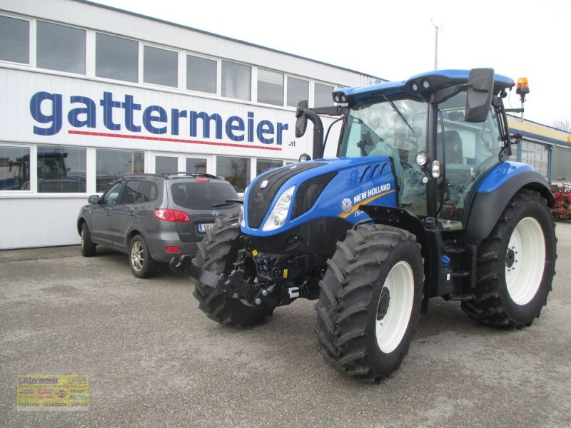 Traktor of the type New Holland T5.130 AC (Stage V), Neumaschine in Eferding (Picture 1)