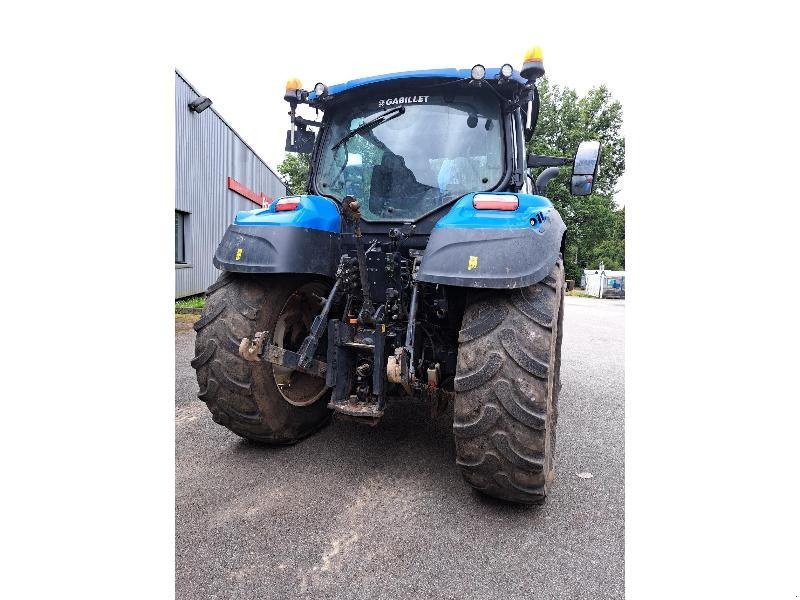 Traktor des Typs New Holland T5130DYC, Gebrauchtmaschine in PLUMELEC (Bild 3)