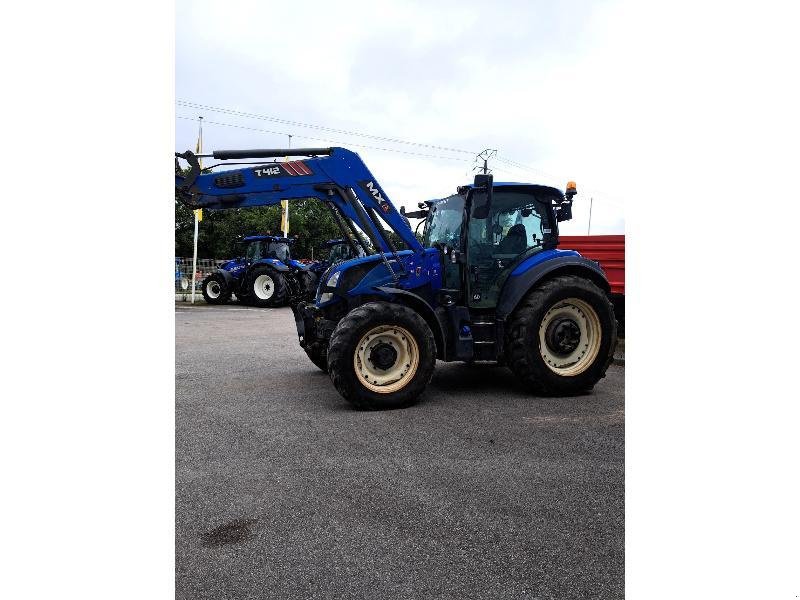 Traktor a típus New Holland T5130DYC, Gebrauchtmaschine ekkor: PLUMELEC (Kép 5)