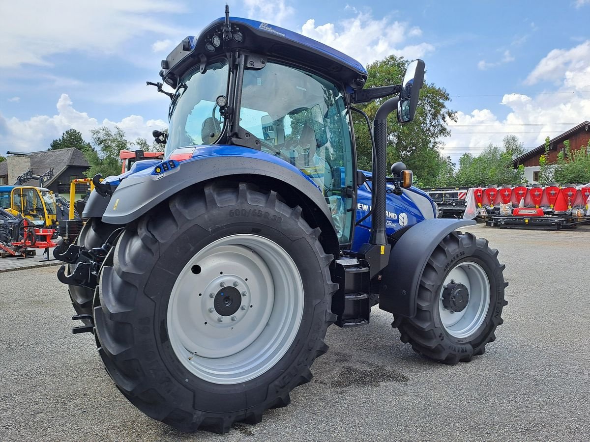 Traktor des Typs New Holland T5.140 AC (Stage V), Neumaschine in Burgkirchen (Bild 7)