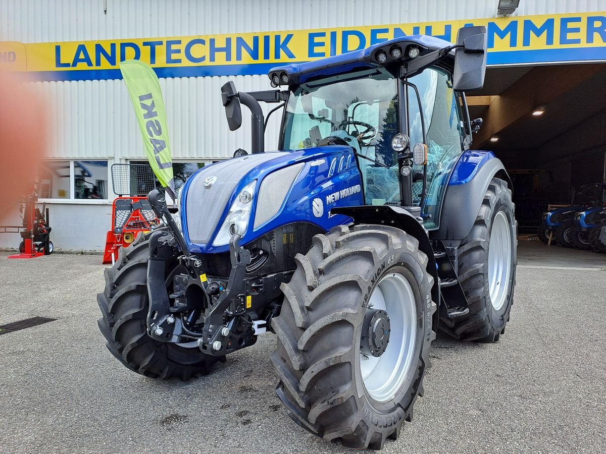 Traktor tipa New Holland T5.140 AC (Stage V), Neumaschine u Burgkirchen (Slika 1)