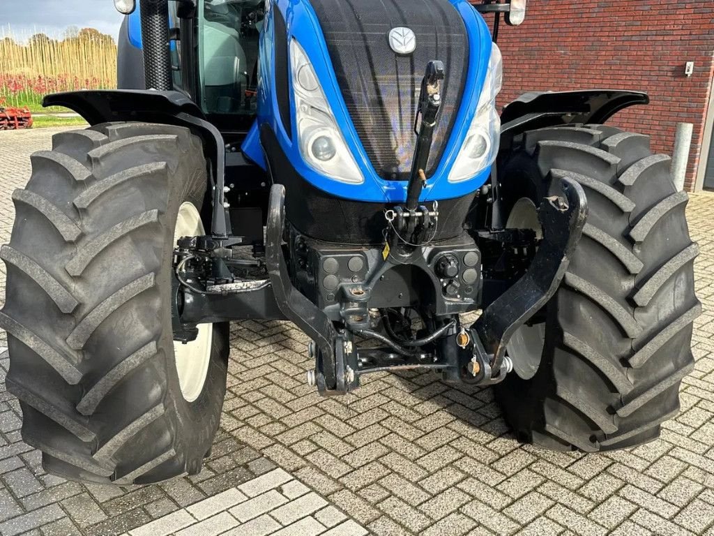 Traktor des Typs New Holland T5.140 Autocommand, Gebrauchtmaschine in BENNEKOM (Bild 5)