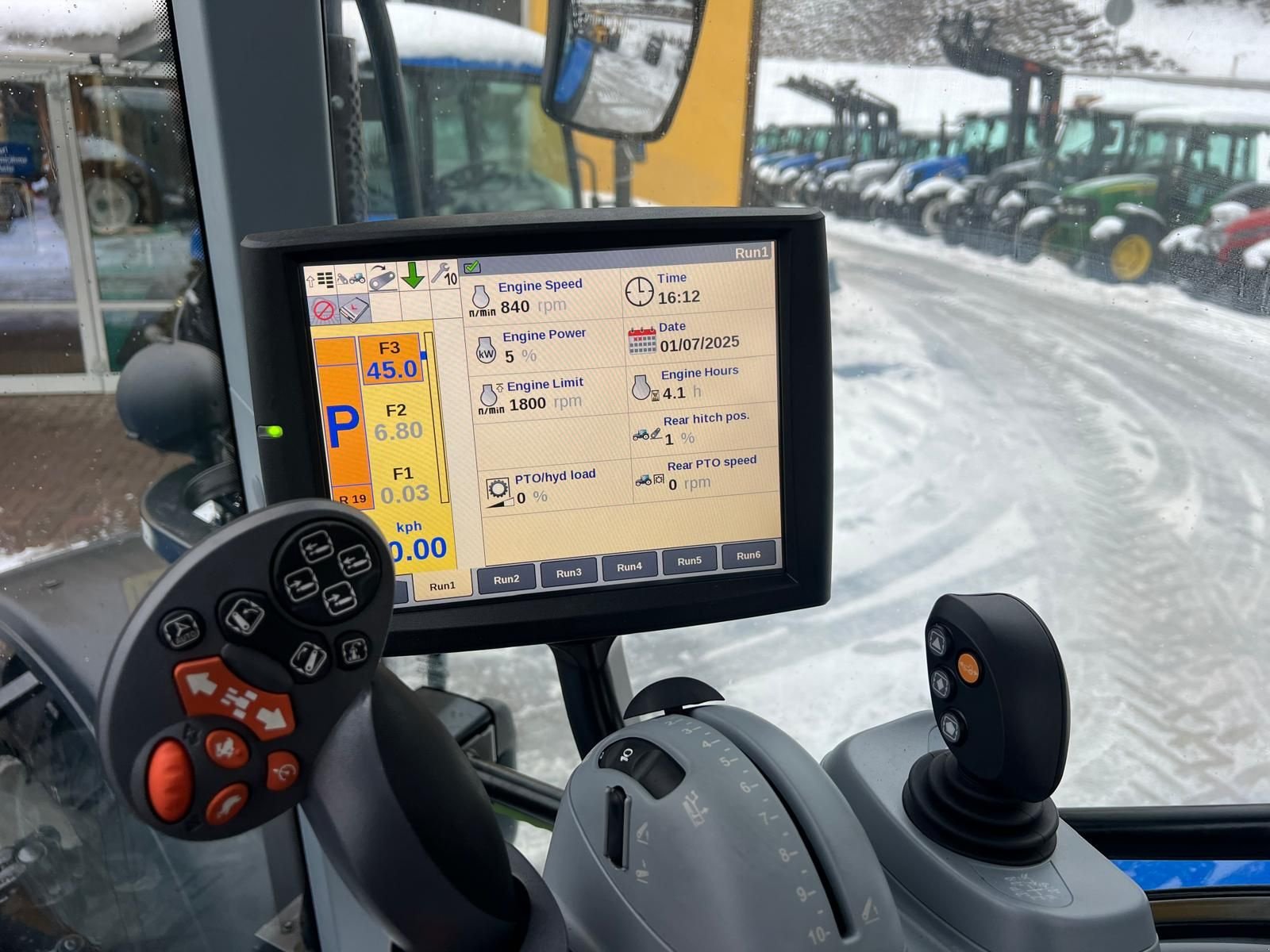 Traktor типа New Holland T5.140 DC/AC, Neumaschine в Burgkirchen (Фотография 10)