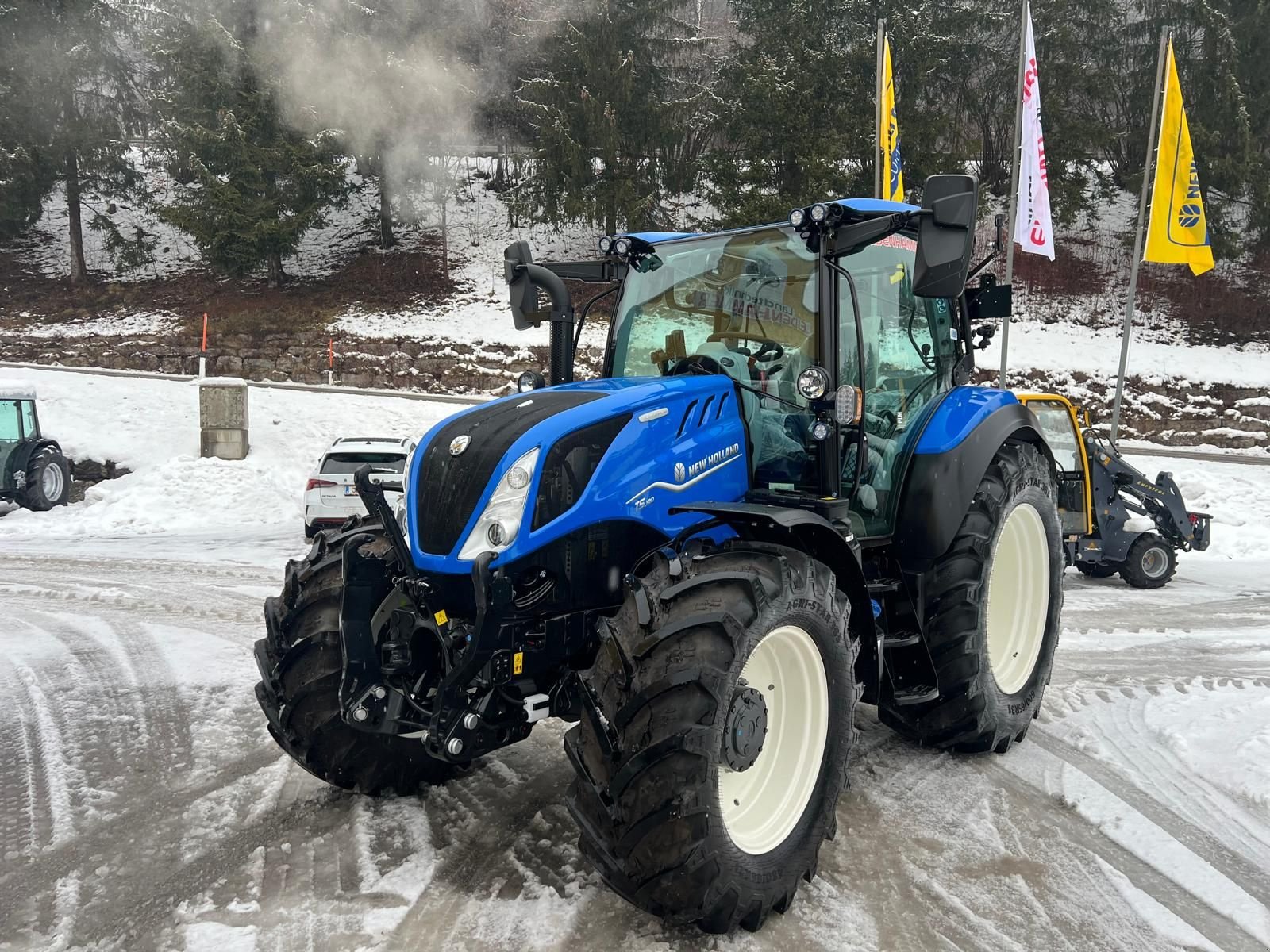 Traktor типа New Holland T5.140 DC/AC, Neumaschine в Burgkirchen (Фотография 2)