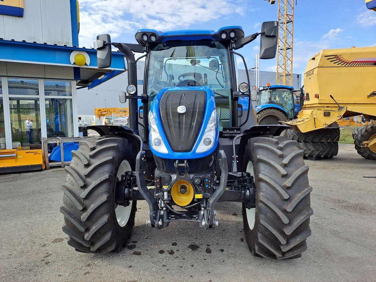 Traktor typu New Holland T5.140 DC (Stage V), Neumaschine v Burgkirchen (Obrázek 2)