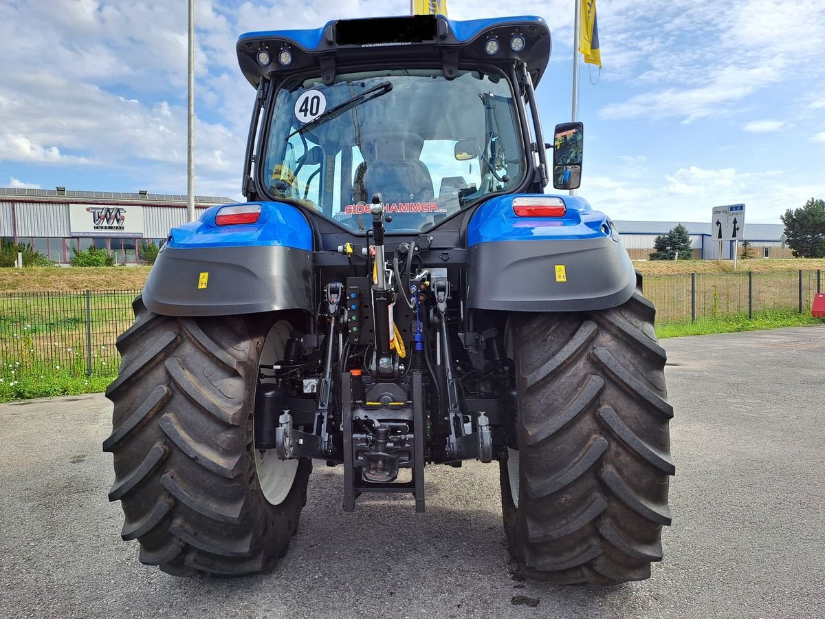 Traktor tipa New Holland T5.140 DC (Stage V), Neumaschine u Burgkirchen (Slika 7)