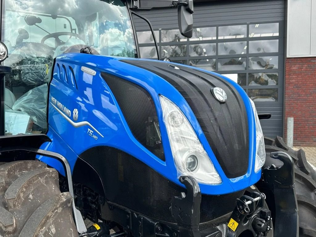 Traktor typu New Holland T5.140 Dynamic command, Gebrauchtmaschine v BENNEKOM (Obrázok 3)