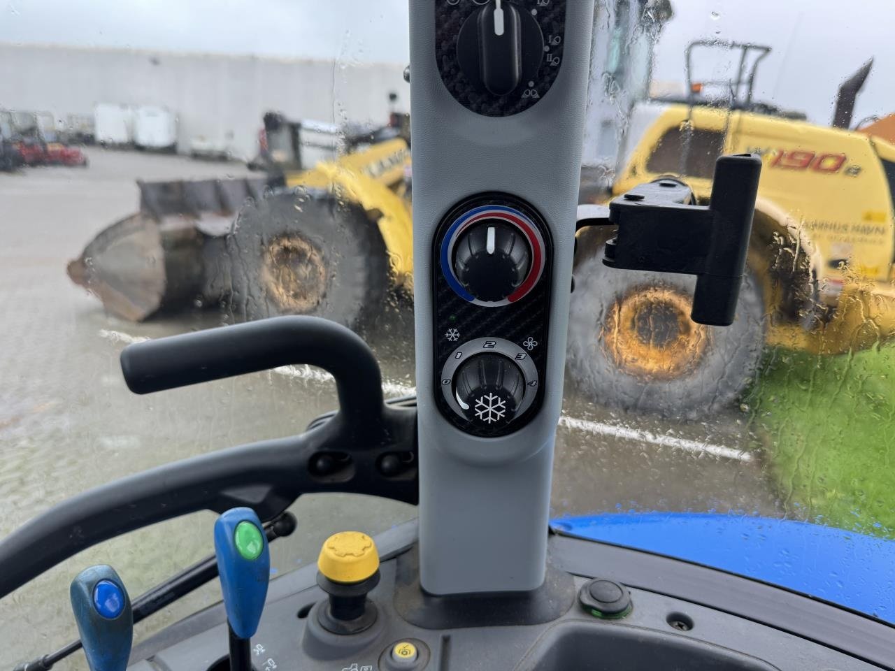 Traktor a típus New Holland T5.75 PS CAB, Gebrauchtmaschine ekkor: Hadsten (Kép 7)