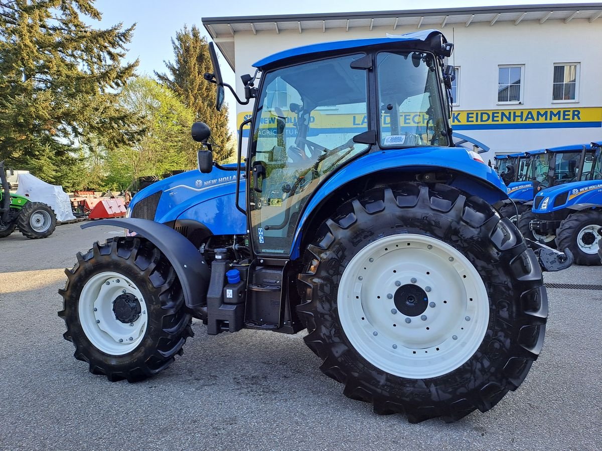 Traktor of the type New Holland T5.80 Dual Command, Neumaschine in Burgkirchen (Picture 10)