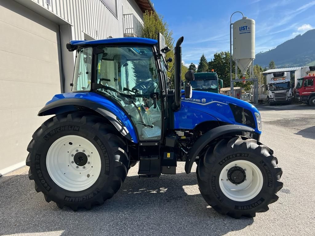 Traktor του τύπου New Holland T5.90 Dual Command, Neumaschine σε Burgkirchen (Φωτογραφία 8)