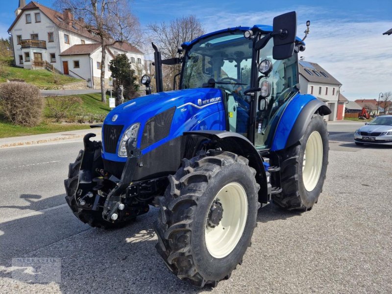 Traktor от тип New Holland T5.90 Dual Command, Gebrauchtmaschine в Pragsdorf (Снимка 1)