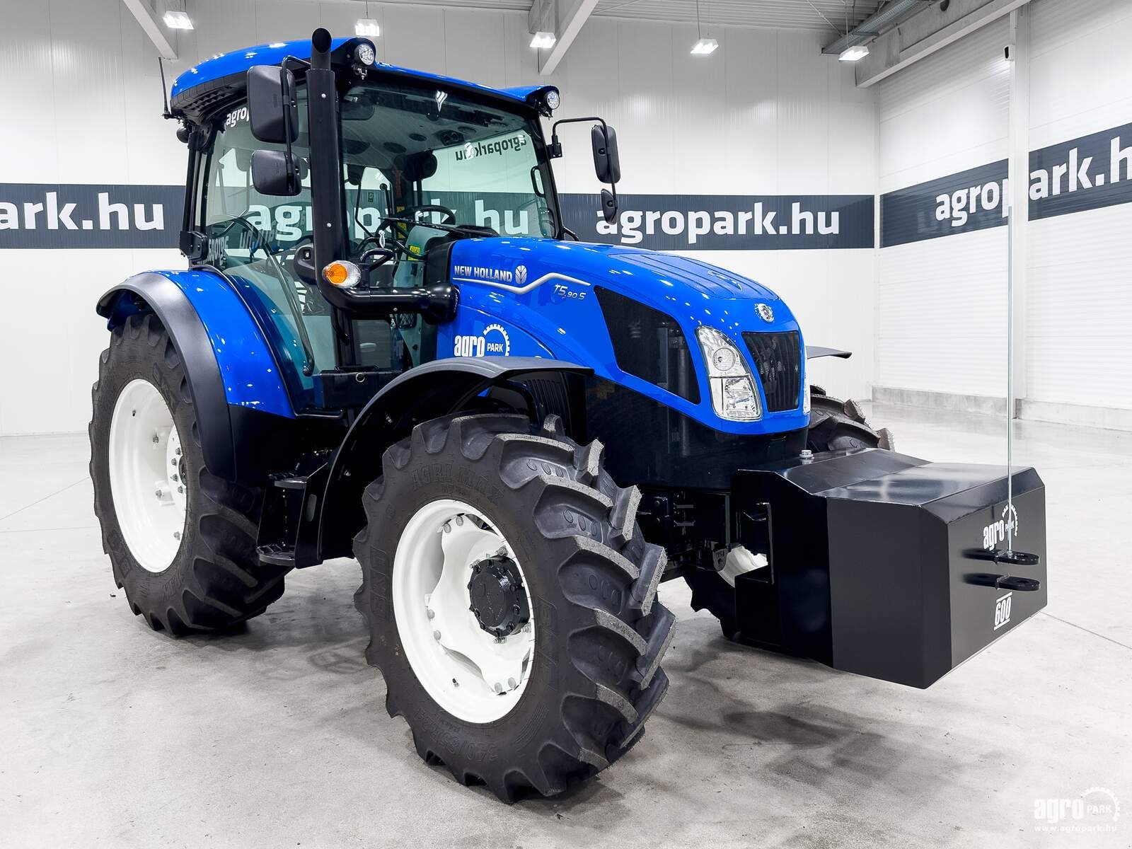 Traktor typu New Holland T5.90S, Gebrauchtmaschine w Csengele (Zdjęcie 2)