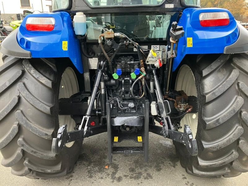 Traktor des Typs New Holland T5.95 INKL. FKH UND QUICKE X4S, Gebrauchtmaschine in Gefrees (Bild 9)