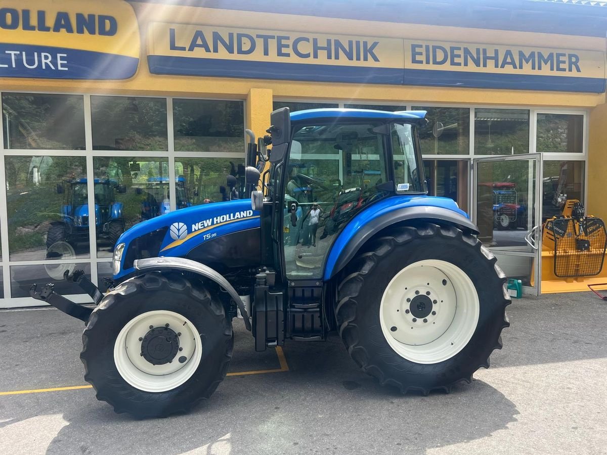 Traktor Türe ait New Holland T5.95, Gebrauchtmaschine içinde Burgkirchen (resim 8)