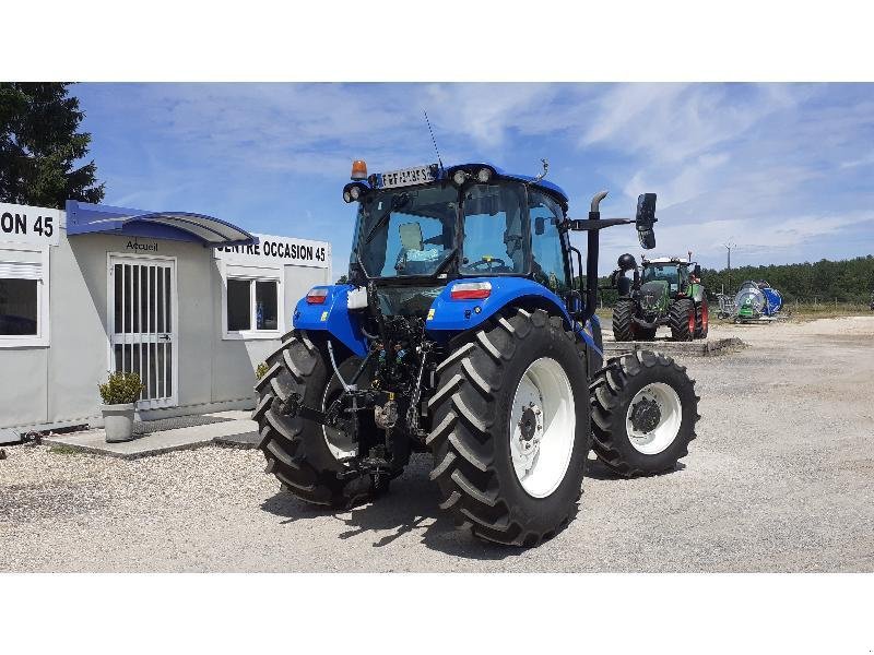 Traktor typu New Holland T5.95, Gebrauchtmaschine w BRAY en Val (Zdjęcie 5)