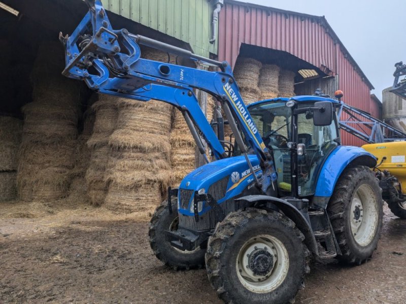 Traktor des Typs New Holland T5.95, Gebrauchtmaschine in FRESNAY LE COMTE