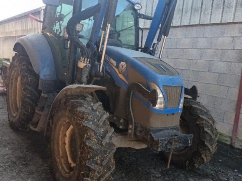 Traktor of the type New Holland t5.95, Gebrauchtmaschine in CHAUVONCOURT (Picture 1)