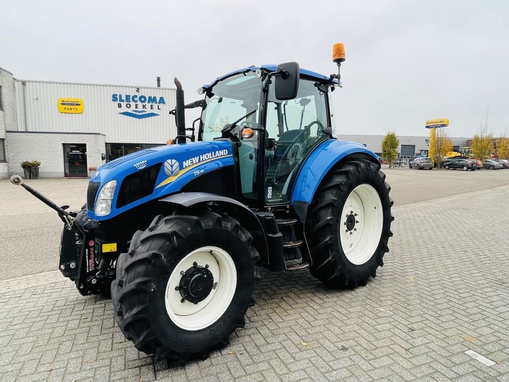 Traktor типа New Holland T5.95, Gebrauchtmaschine в BOEKEL (Фотография 1)