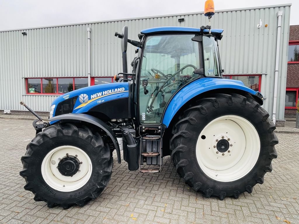 Traktor типа New Holland T5.95, Gebrauchtmaschine в BOEKEL (Фотография 8)