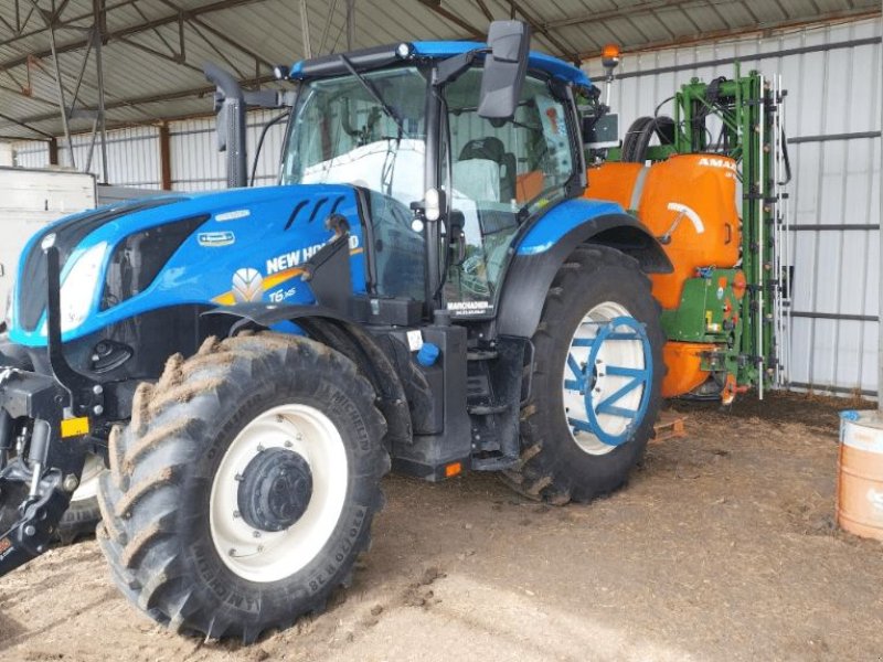 Traktor typu New Holland T6 145, Gebrauchtmaschine v ENNEZAT