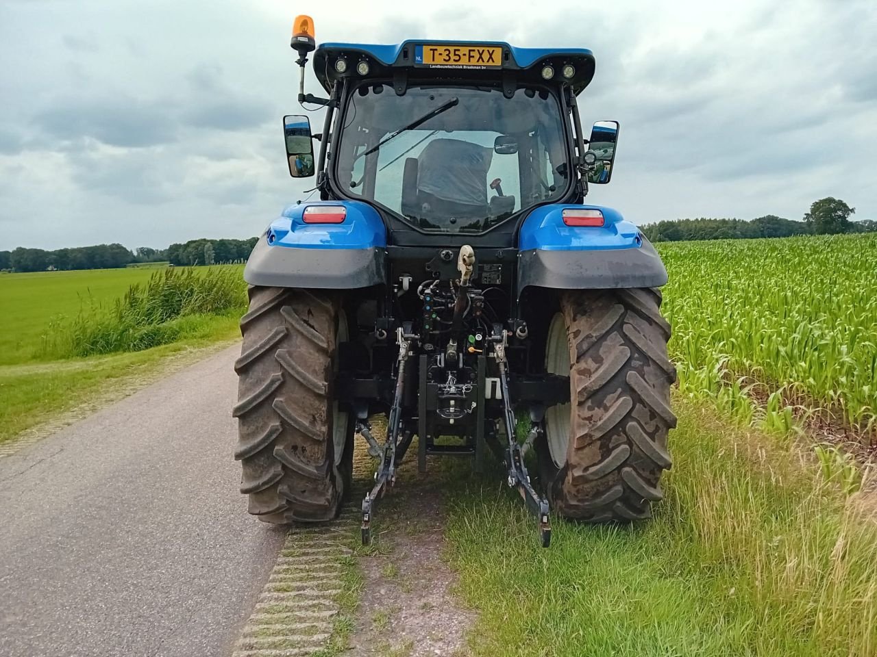 Traktor van het type New Holland T6 .145, Gebrauchtmaschine in Dalfsen (Foto 9)