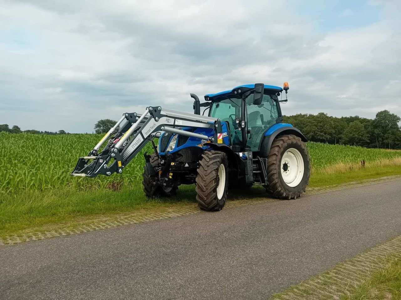 Traktor van het type New Holland T6 .145, Gebrauchtmaschine in Dalfsen (Foto 5)