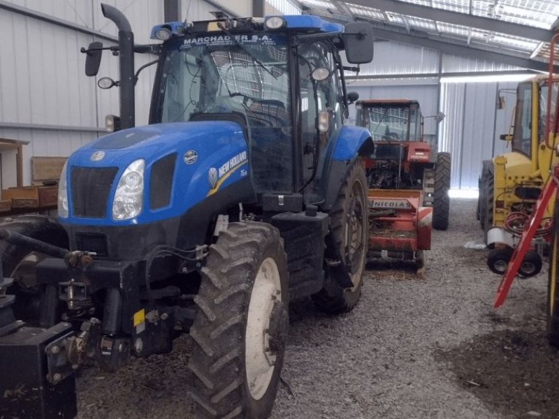 Traktor van het type New Holland T6 155 SSTEER, Gebrauchtmaschine in ENNEZAT