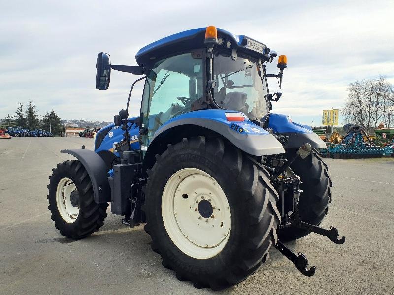 Traktor typu New Holland T6-155AC, Gebrauchtmaschine w ANTIGNY (Zdjęcie 8)