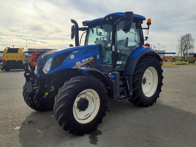 Traktor typu New Holland T6-155AC, Gebrauchtmaschine w ANTIGNY (Zdjęcie 2)