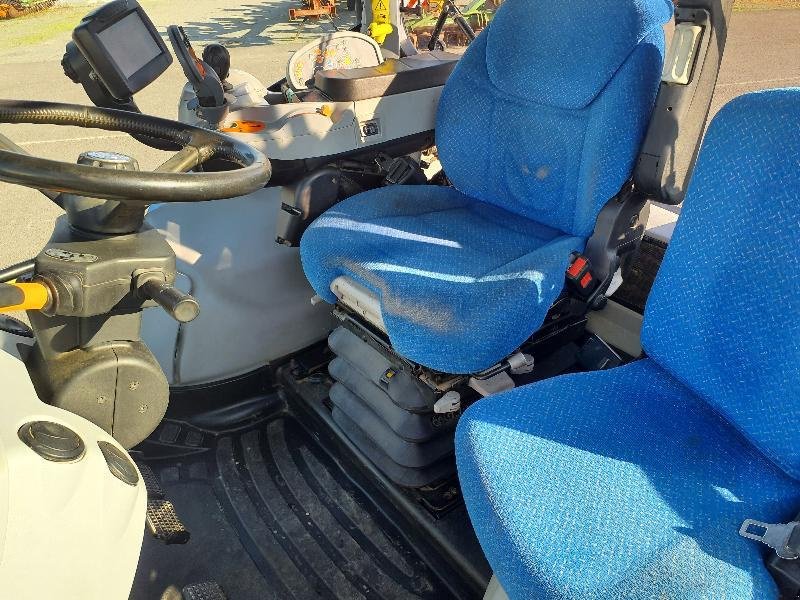 Traktor tip New Holland T6-160AC, Gebrauchtmaschine in ANTIGNY (Poză 4)