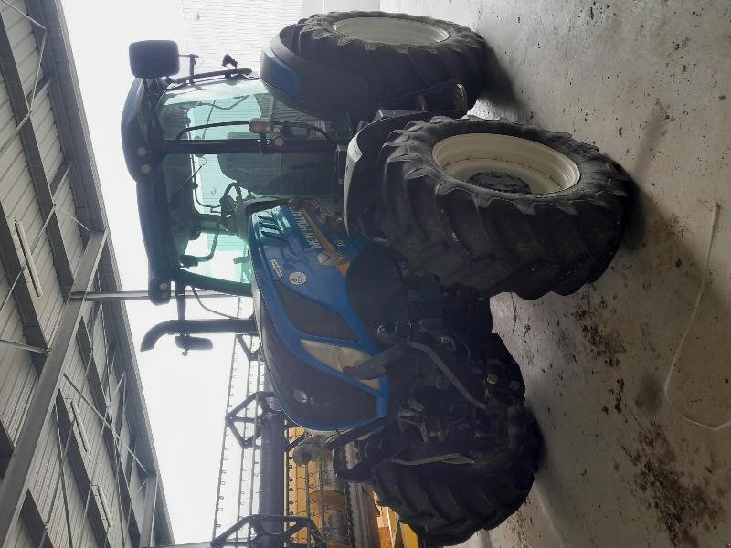 Traktor del tipo New Holland T6-175AC, Gebrauchtmaschine In ANTIGNY (Immagine 2)