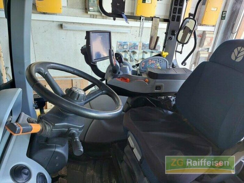 Traktor del tipo New Holland T6 180 DC, Gebrauchtmaschine en Waldshut-Tiengen (Imagen 4)