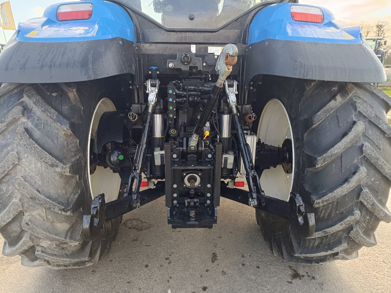 Traktor des Typs New Holland T6 180 DYNAMIC CDE, Gebrauchtmaschine in Le Horps (Bild 7)