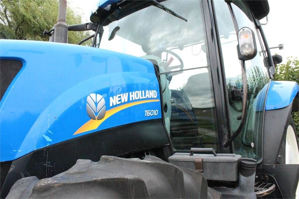 Traktor van het type New Holland T6010 Plus, Gebrauchtmaschine in Bant (Foto 2)