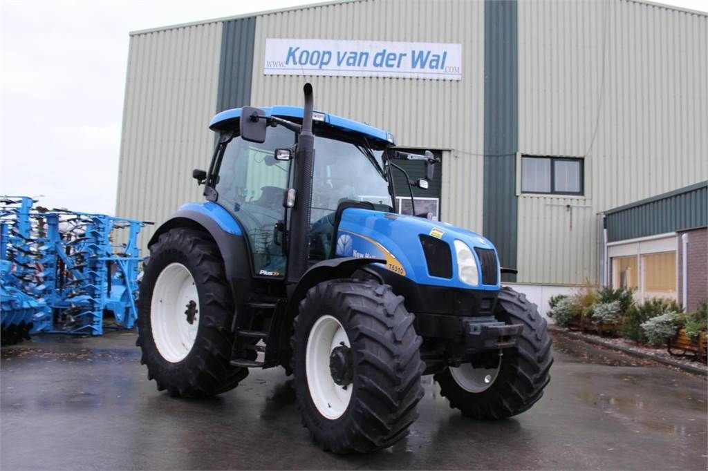 Traktor del tipo New Holland T6010 Plus, Gebrauchtmaschine In Bant (Immagine 1)