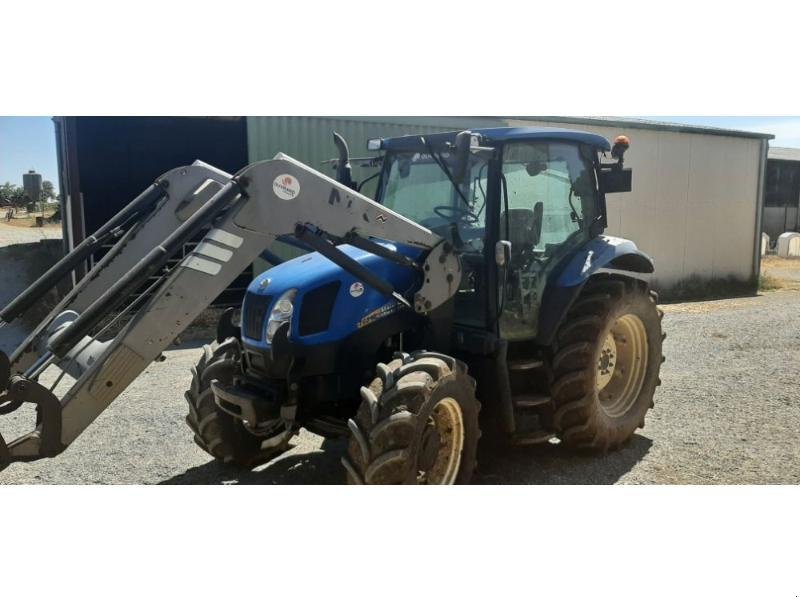 Traktor типа New Holland T6010S, Gebrauchtmaschine в ANTIGNY (Фотография 3)