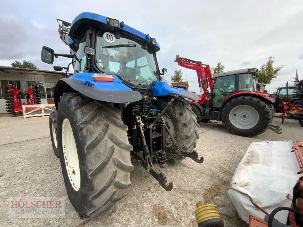 Traktor des Typs New Holland T6020 Elite, Gebrauchtmaschine in Warendorf (Bild 3)