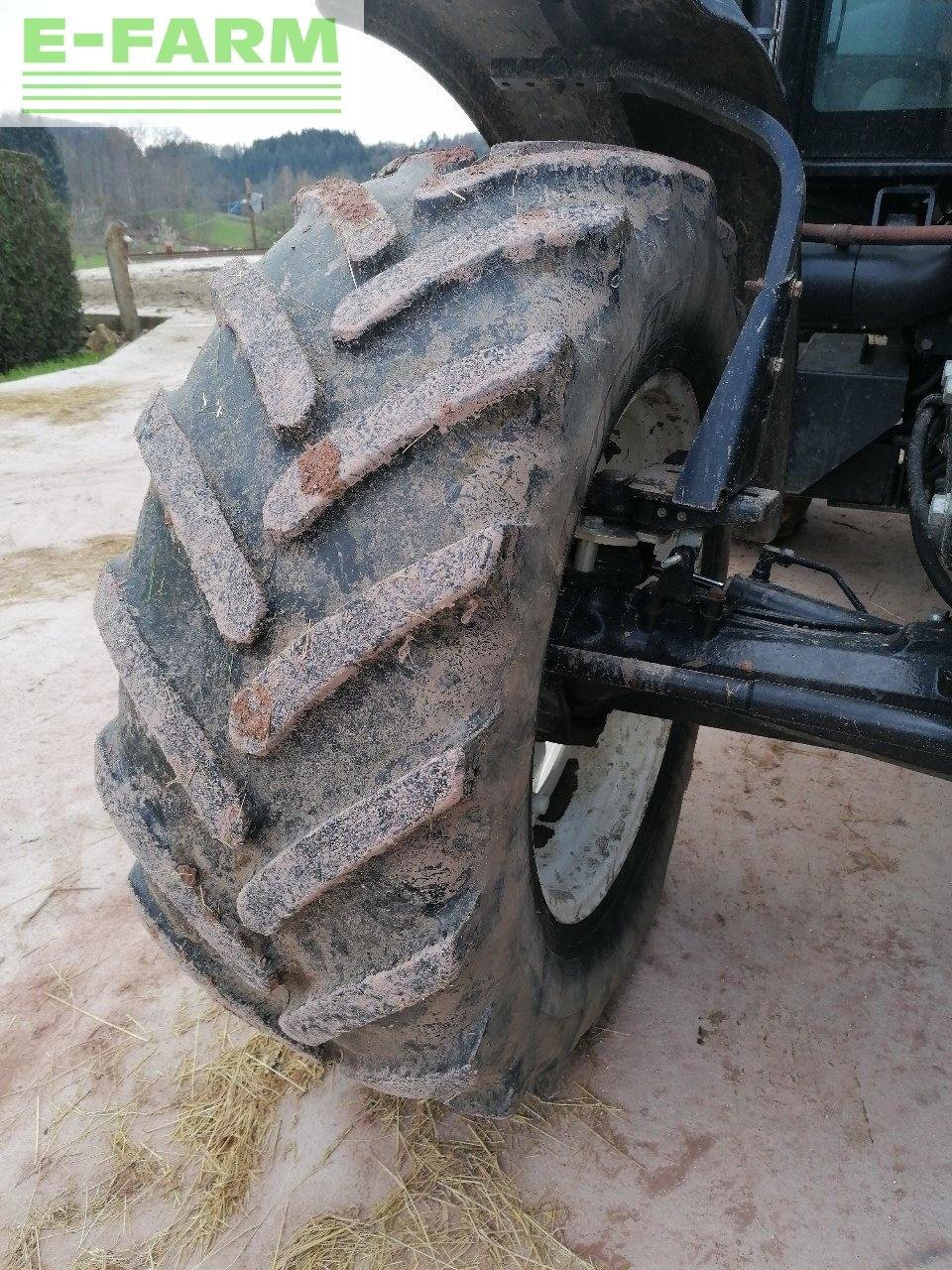 Traktor van het type New Holland t6020 élite, Gebrauchtmaschine in CHAUVONCOURT (Foto 9)