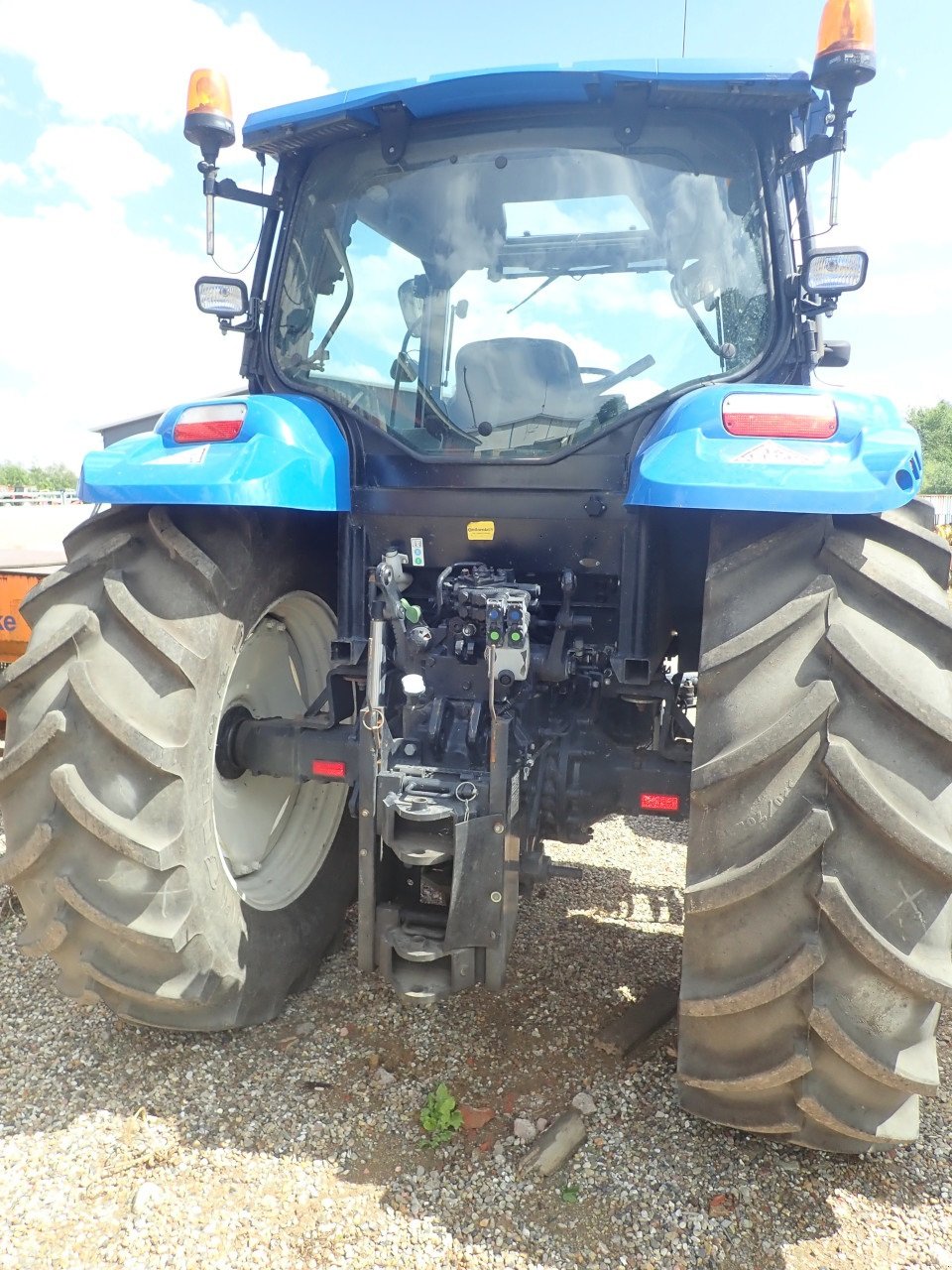 Traktor του τύπου New Holland T6020, Gebrauchtmaschine σε Viborg (Φωτογραφία 4)