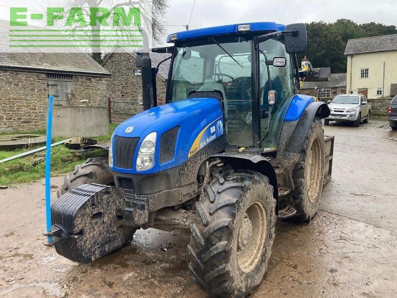 Traktor of the type New Holland t6020, Gebrauchtmaschine in SHREWSBURRY (Picture 1)