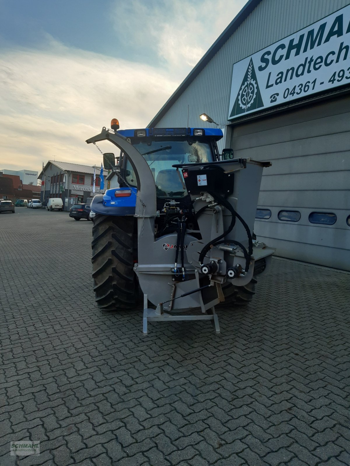 Traktor du type New Holland T6020, Gebrauchtmaschine en Oldenburg in Holstein (Photo 15)